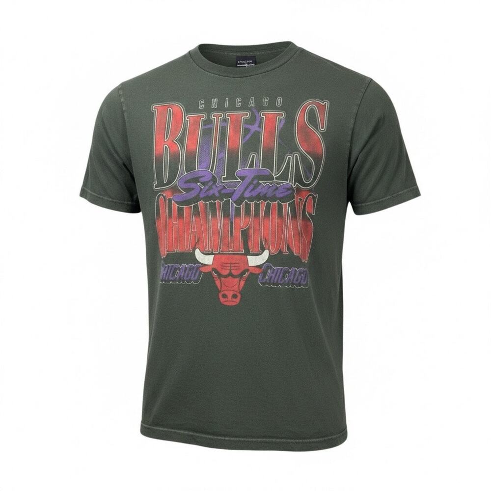 Abercrombie & Fitch Chicago Bulls 6 Time Champions NBA Graphic Tee M Retro